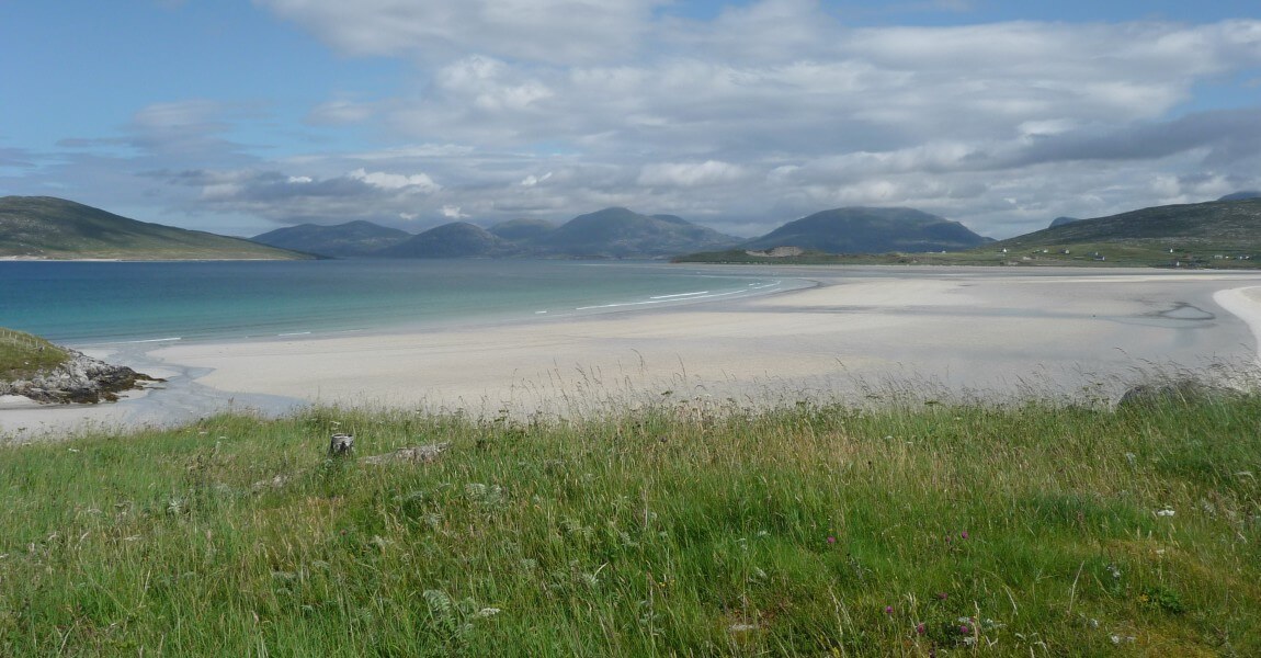 North Uist - Blick zu den Bergen von Harris